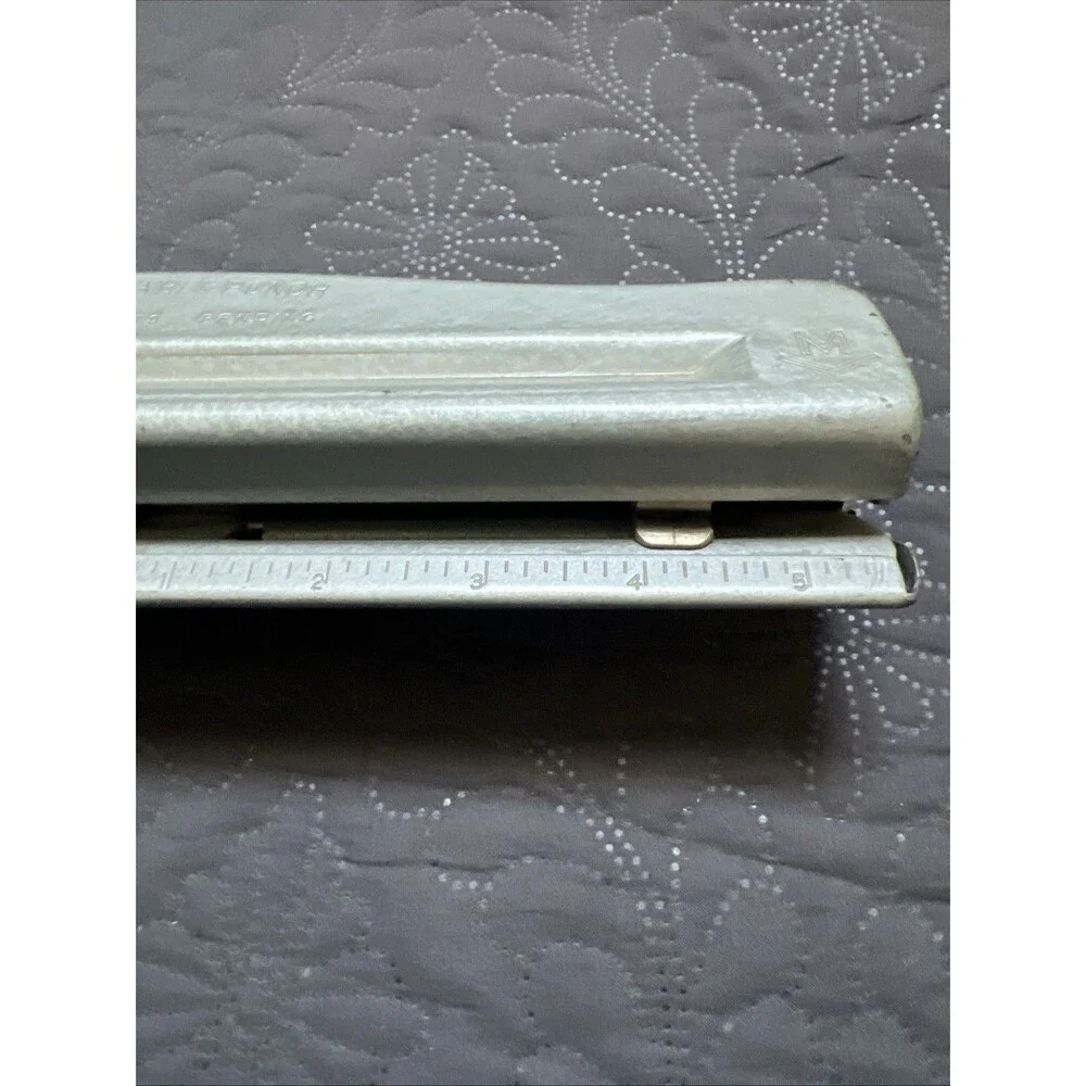 Vintage 1950's Mutual Adjustable No.20 Metal 3 Hole Paper Punch Desktop USA Home